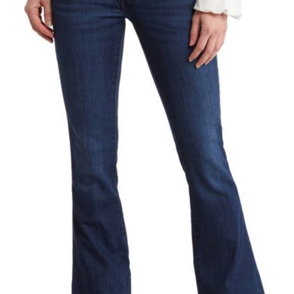 NWT LUCKY BRAND FLARE JEANS - Picture 2 of 4